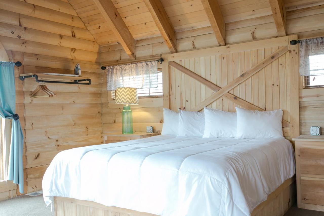 Hummingbird Haven Cabin By Amish Country Lodging Berlin Extérieur photo